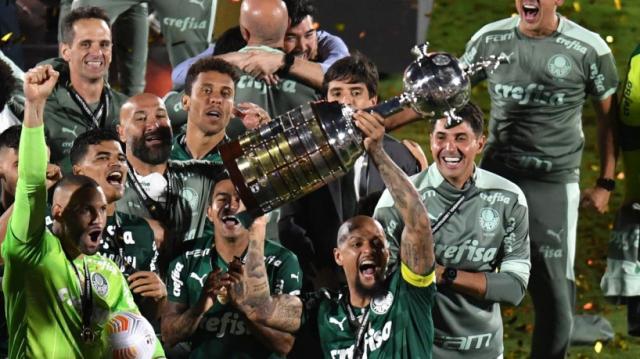 下载开云-38岁梅洛没人要?帕尔梅拉斯解约 巴西国际想签他