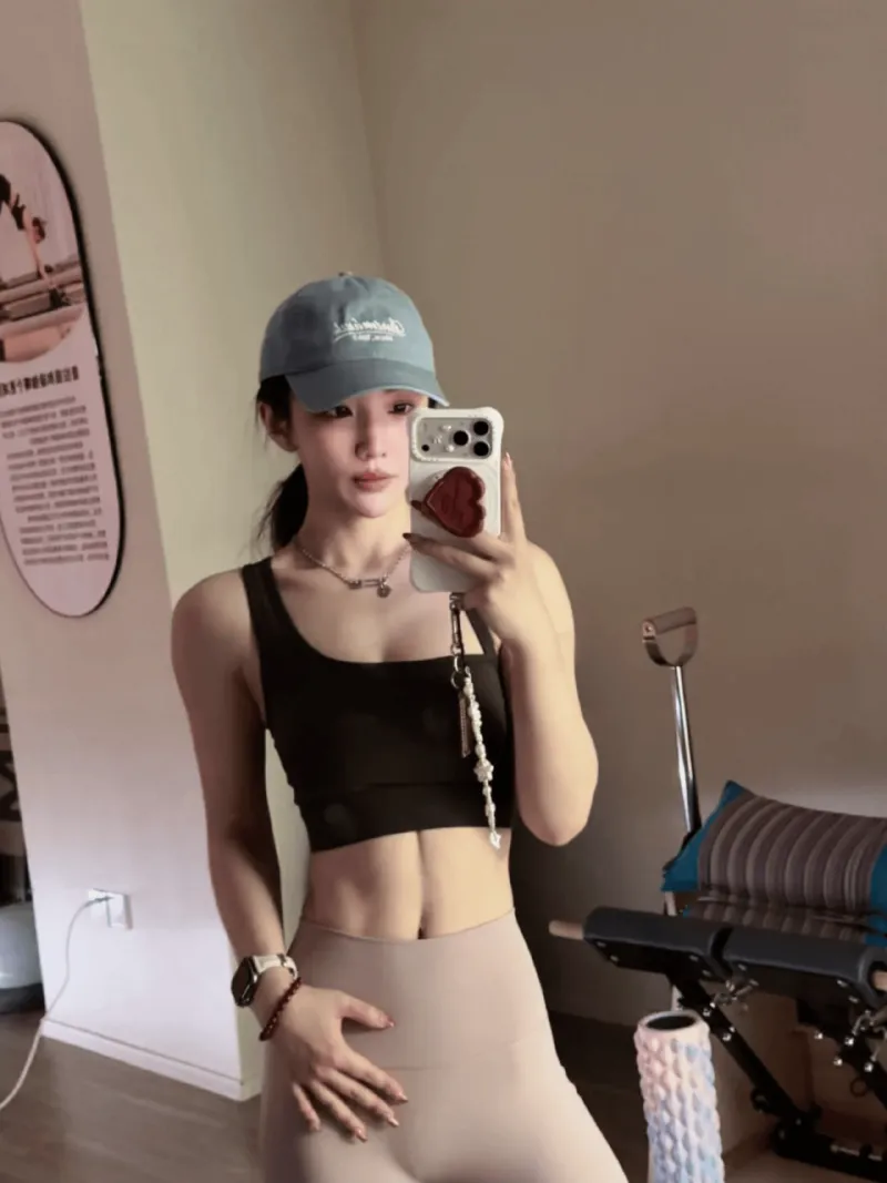 开云s-晋级荣耀王者，小鹿晒大禹战绩：舒服了，我看谁不玩大禹