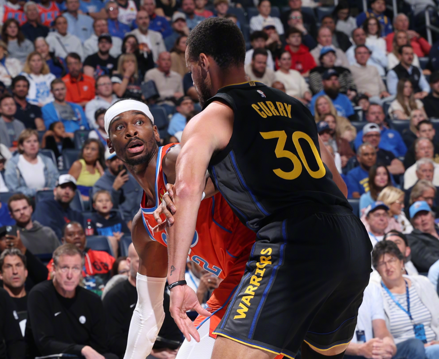 开云s-拿5960万年薪，成了赢球反向指标！放弃冲冠吧，着手重建才更理智